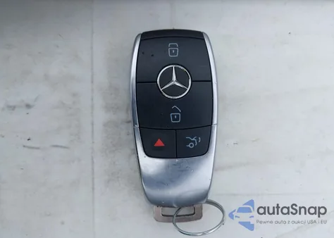 2020 Mercedes-Benz C 300 4Matic z USA, uszkodzony, nr VIN WDDWF8EB1LR551075